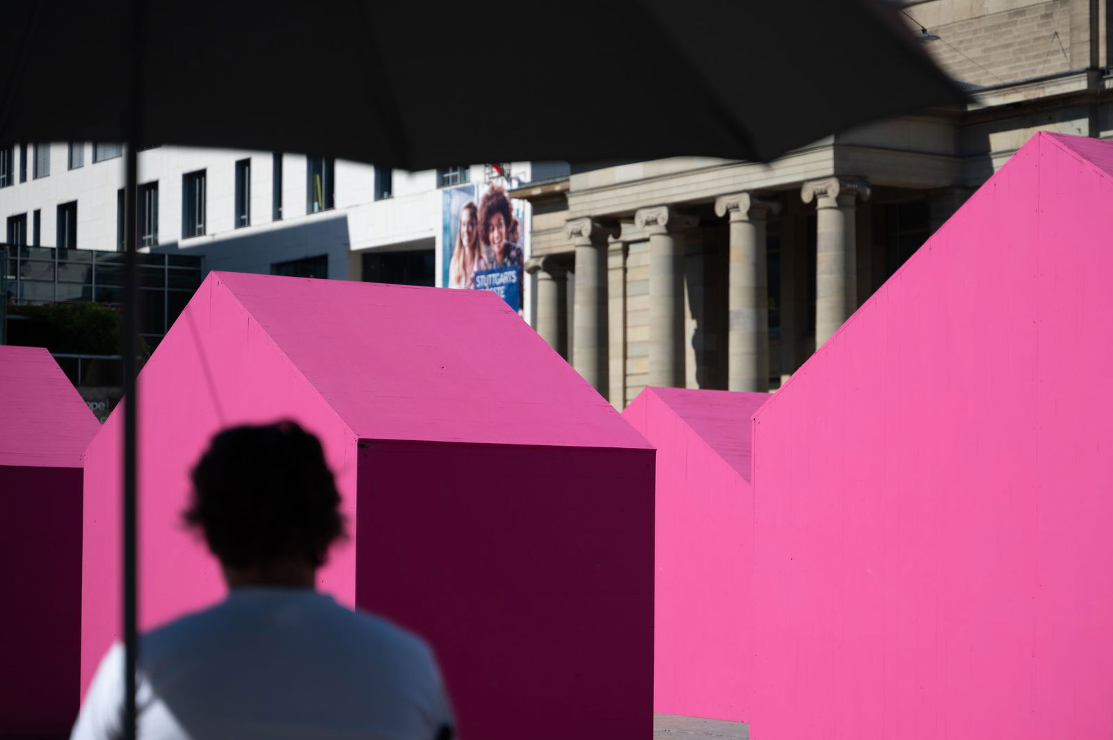 Die Häuser stehen unweit des Königsbaus.