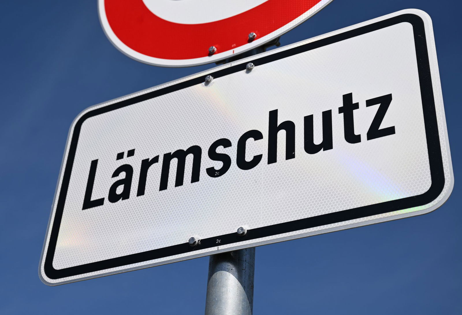 Ein neuer Lärmatlas soll eine Gesamtanalyse für Rheinland-Pfalz bringen. (Symbolbild)