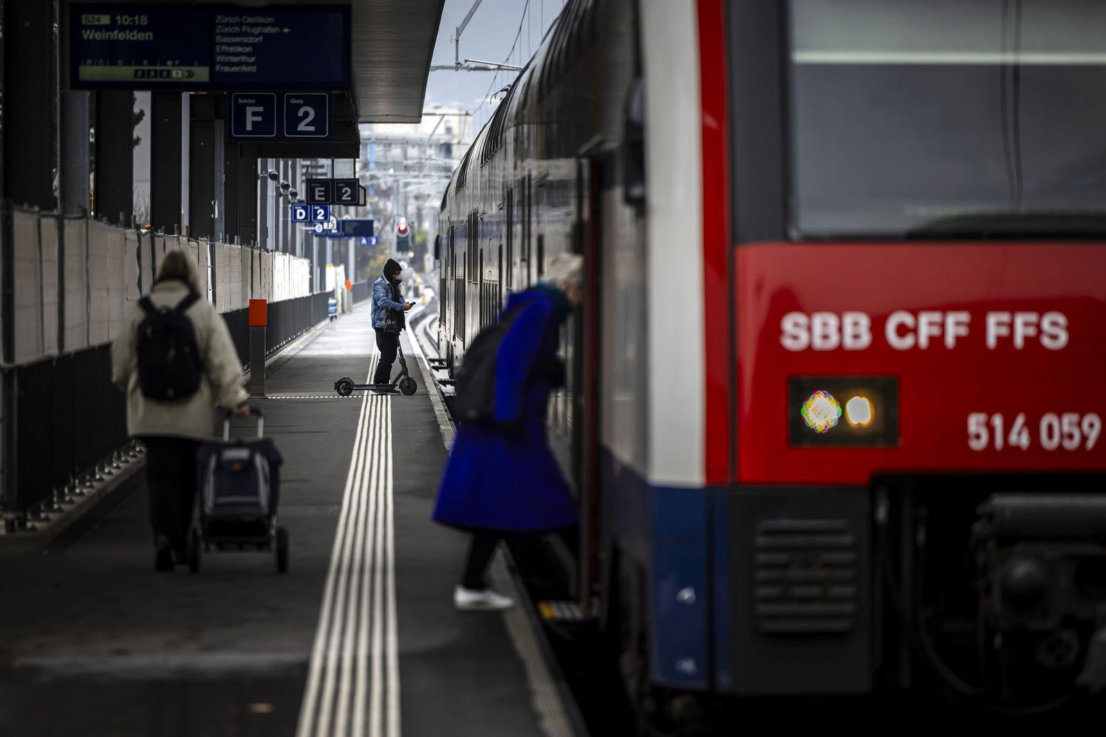 Die Schweizer Bahngesellschaft SBB will die Strecke Zürich-Schaffhausen ausbauen. (Symbolbild)