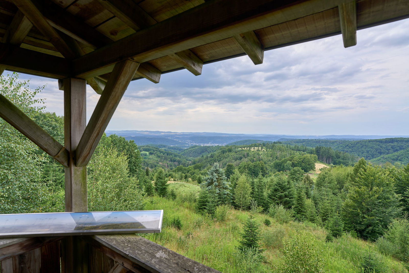 Im Wald ist es immer noch zu trocken. (Archivfoto)