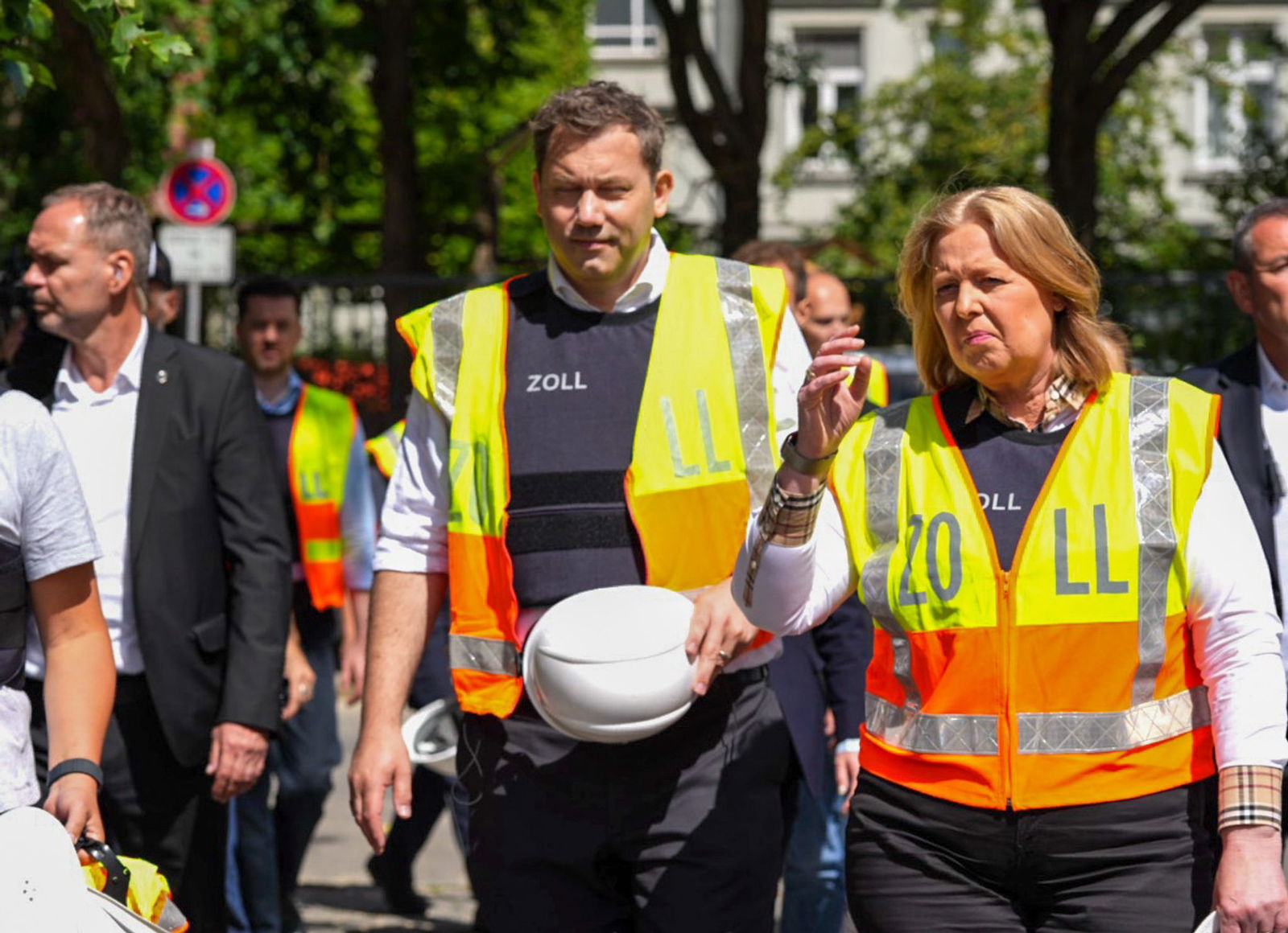 Klingbeil und Bas waren bei einer Schwarzarbeits-Kontrolle dabei.