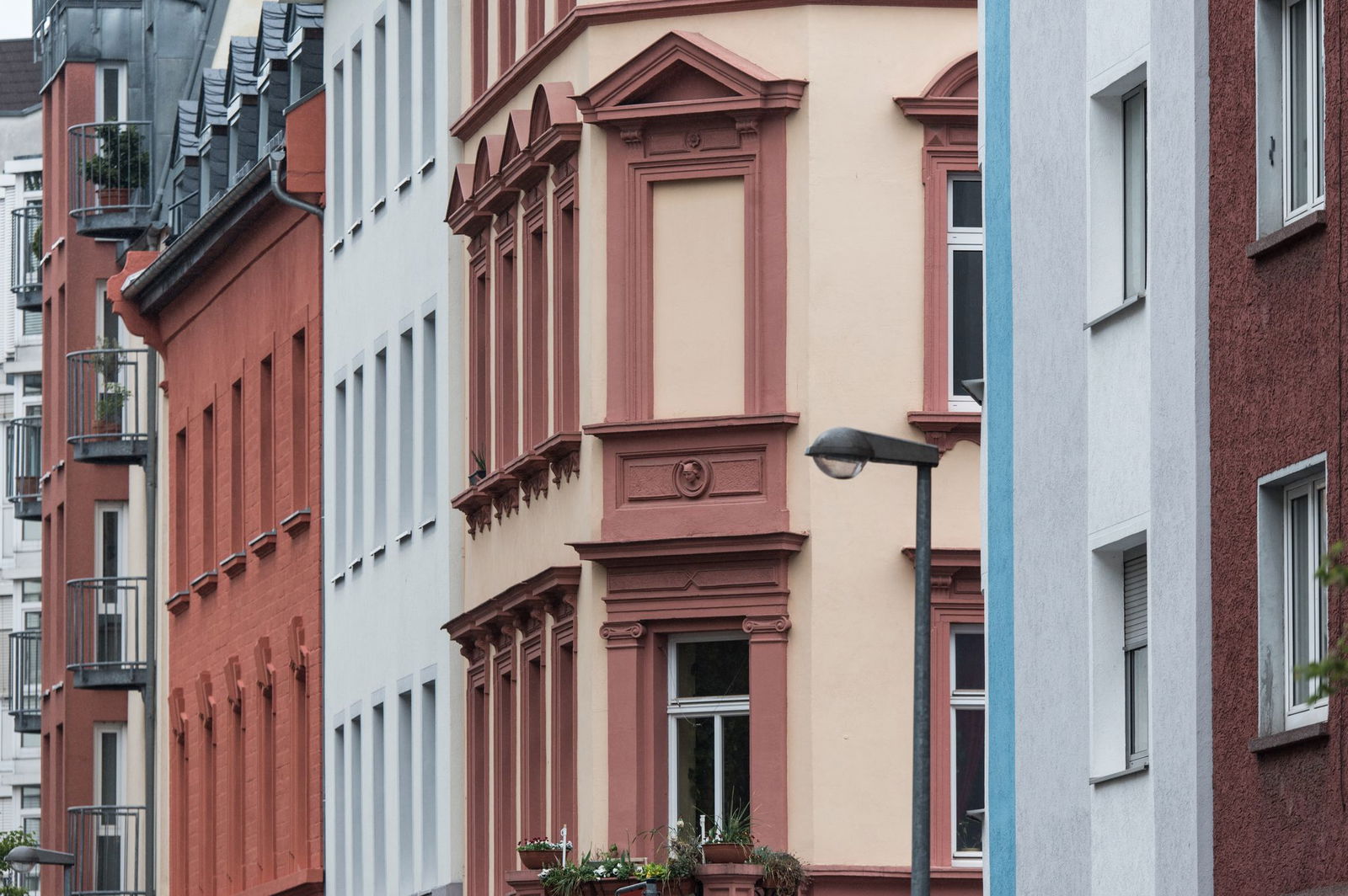 Die Mietpreisbremse in Trier soll im Oktober wegfallen (Archivbild)
