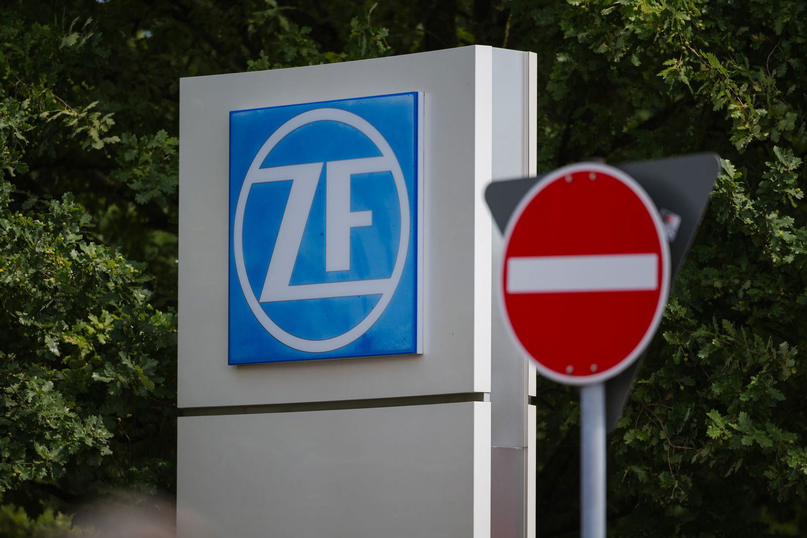 Der Zulieferer ZF Friedrichshafen muss sich neu erfinden. (Archivbild) 