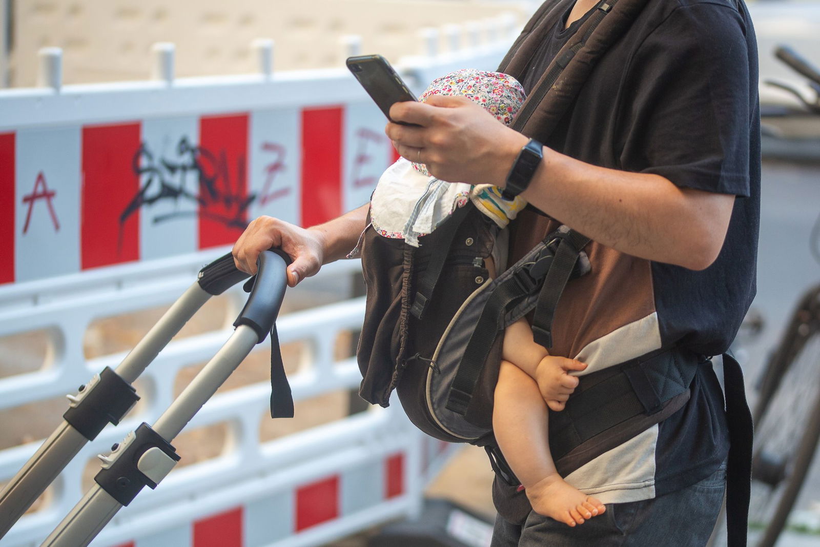 L-Bank: Elterngeldplanung soll online einfacher werden. (Symbolbild)