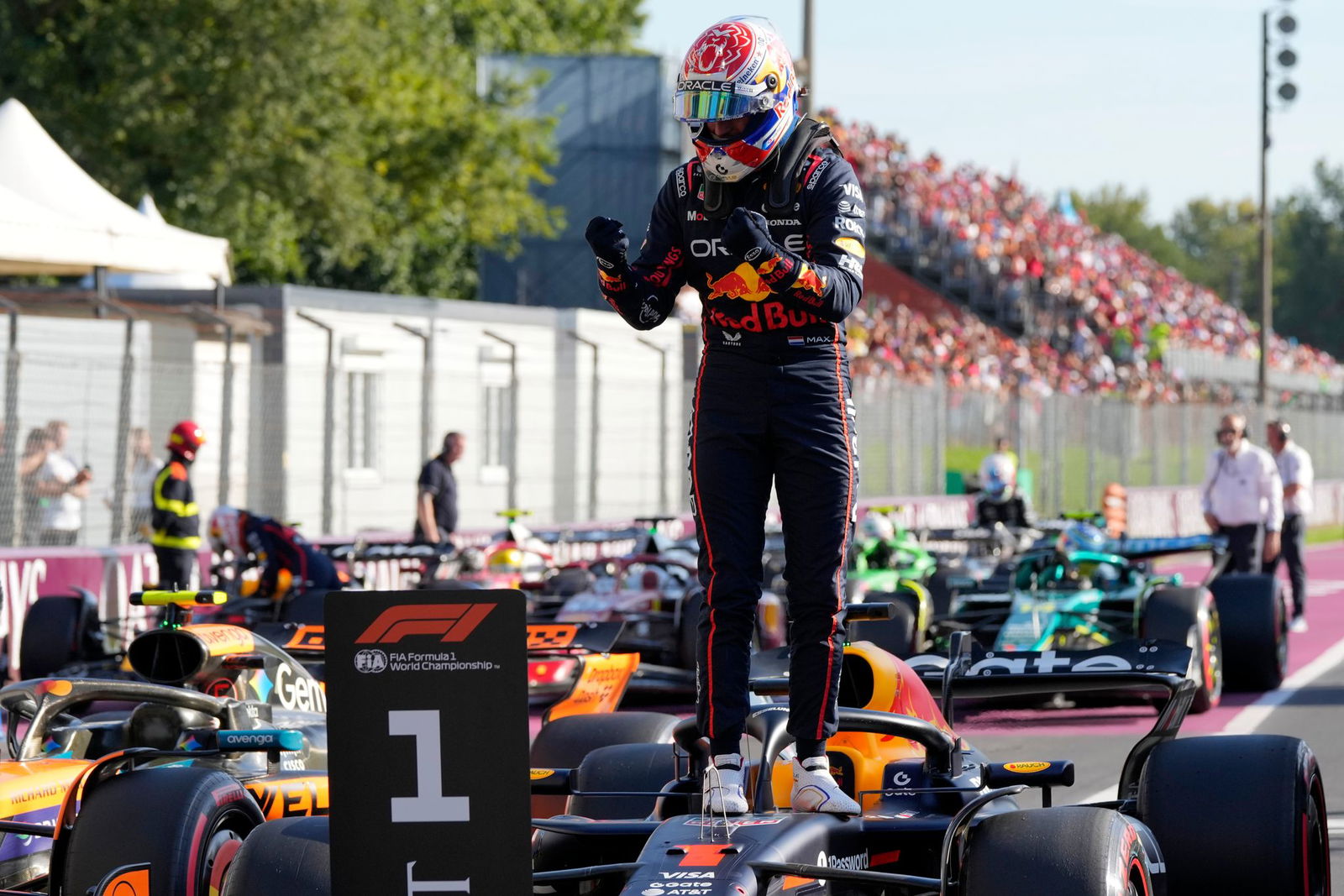 112 Tage musste Max Verstappen auf diesen Sieg warten. 