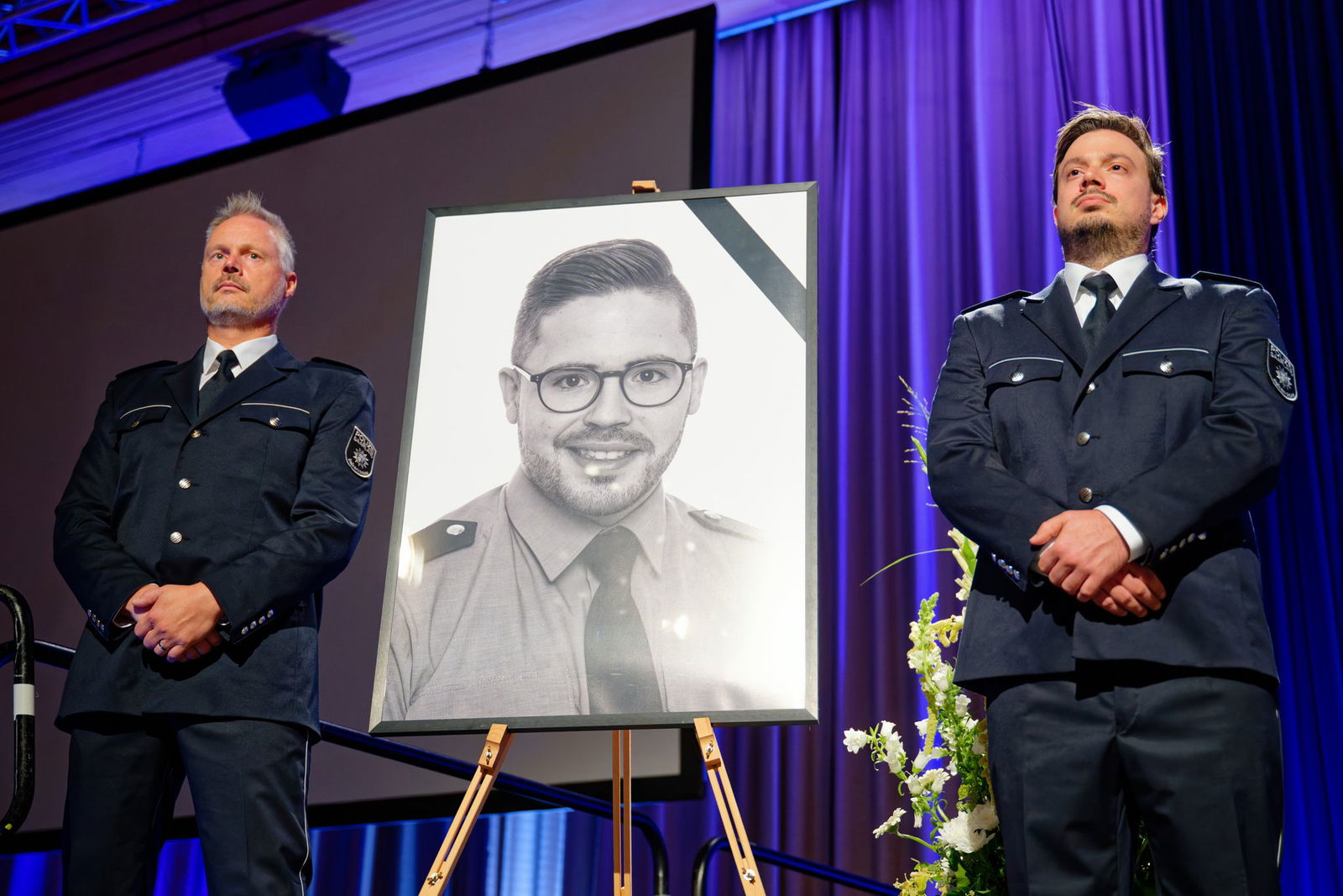 Die lückenlose Aufarbeitung der Tat werde fortgesetzt, versprach der saarländische Innenminister Reinhold Jost (SPD).