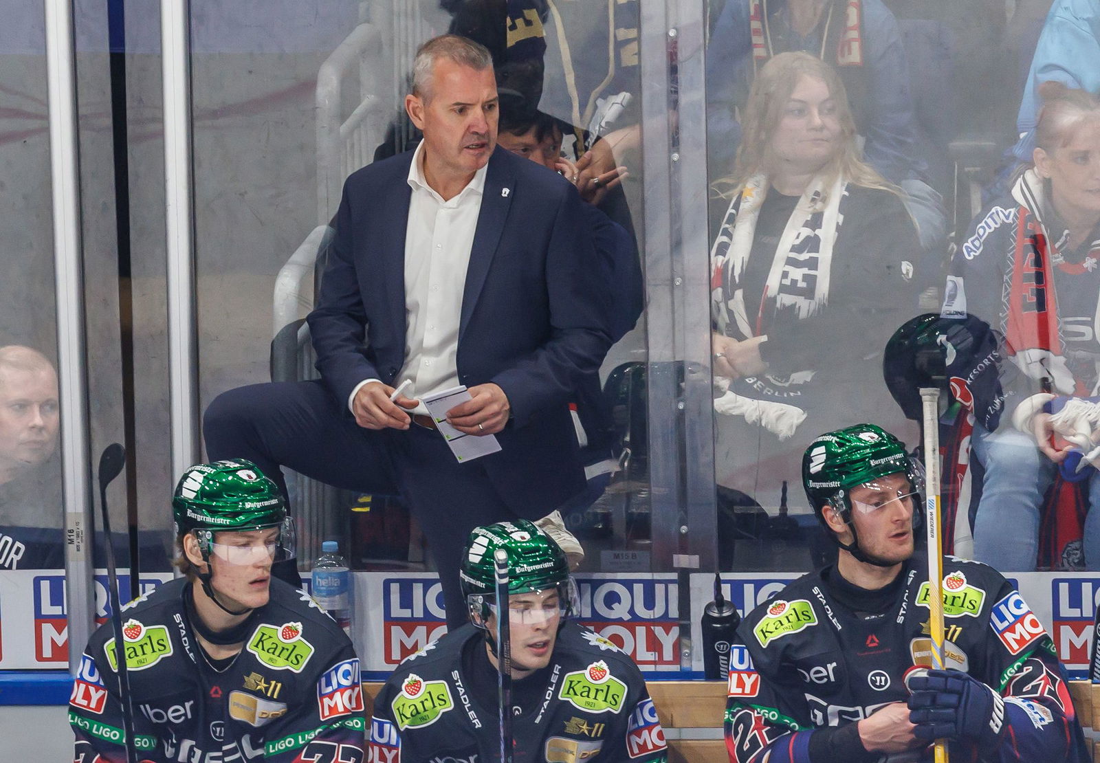 Trainer Serge Aubin kassiert mit den Eisbären Berlin die vierte Niederlage in Folge.