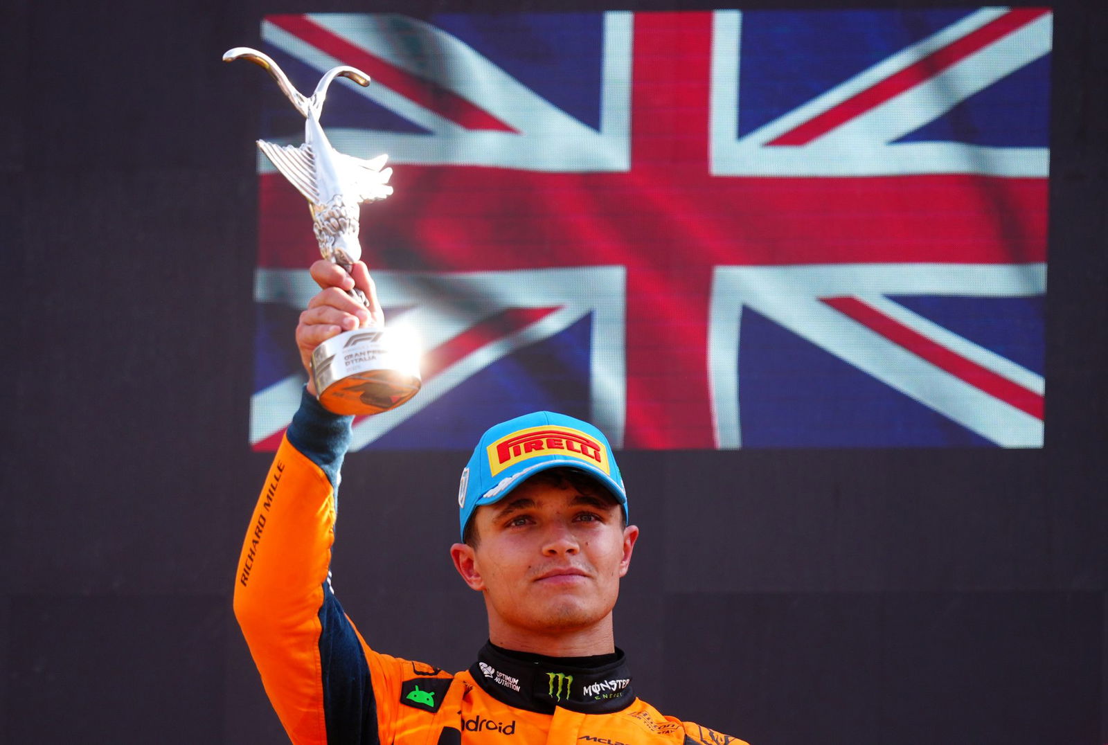 Richtig glücklich sieht Lando Norris nach Platz zwei in Monza nicht aus. 