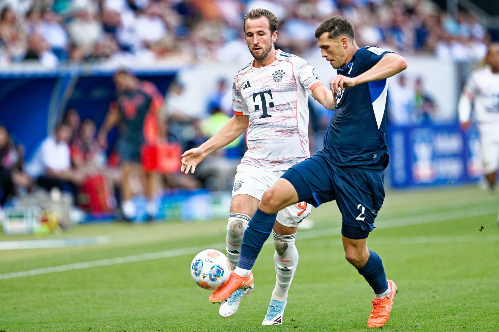 Laufen, kämpfen, verteidigen: Auch das zählt zu Kanes Qualitäten.