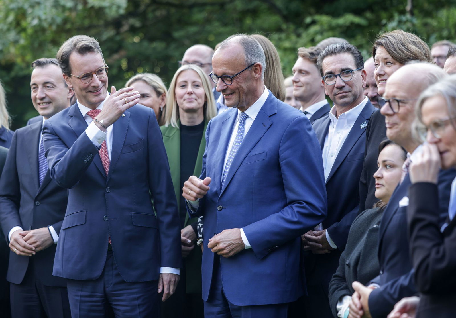 Bundeskanzler Friedrich Merz (CDU) hat die Wahlerfolge der CDU bei den Kommunalwahlen in NRW gelobt.