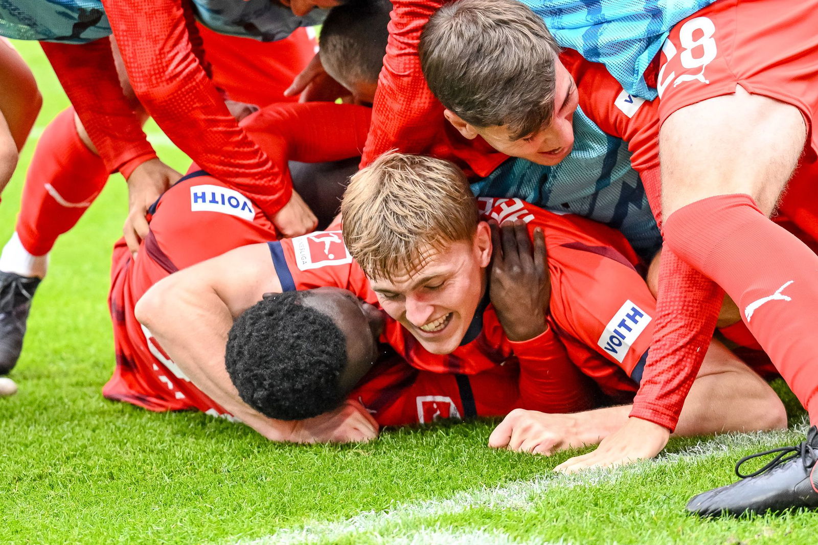 Heidenheimer Erleichterung: Vor dem Spiel gegen den FCA war der Ostalb-Club punktlos gewesen.