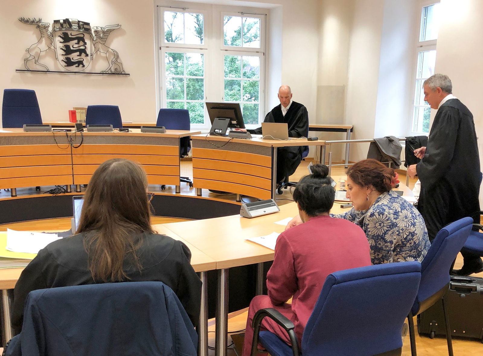 Ein Tankstellenmitarbeiter soll einen Kunden angegriffen haben. 