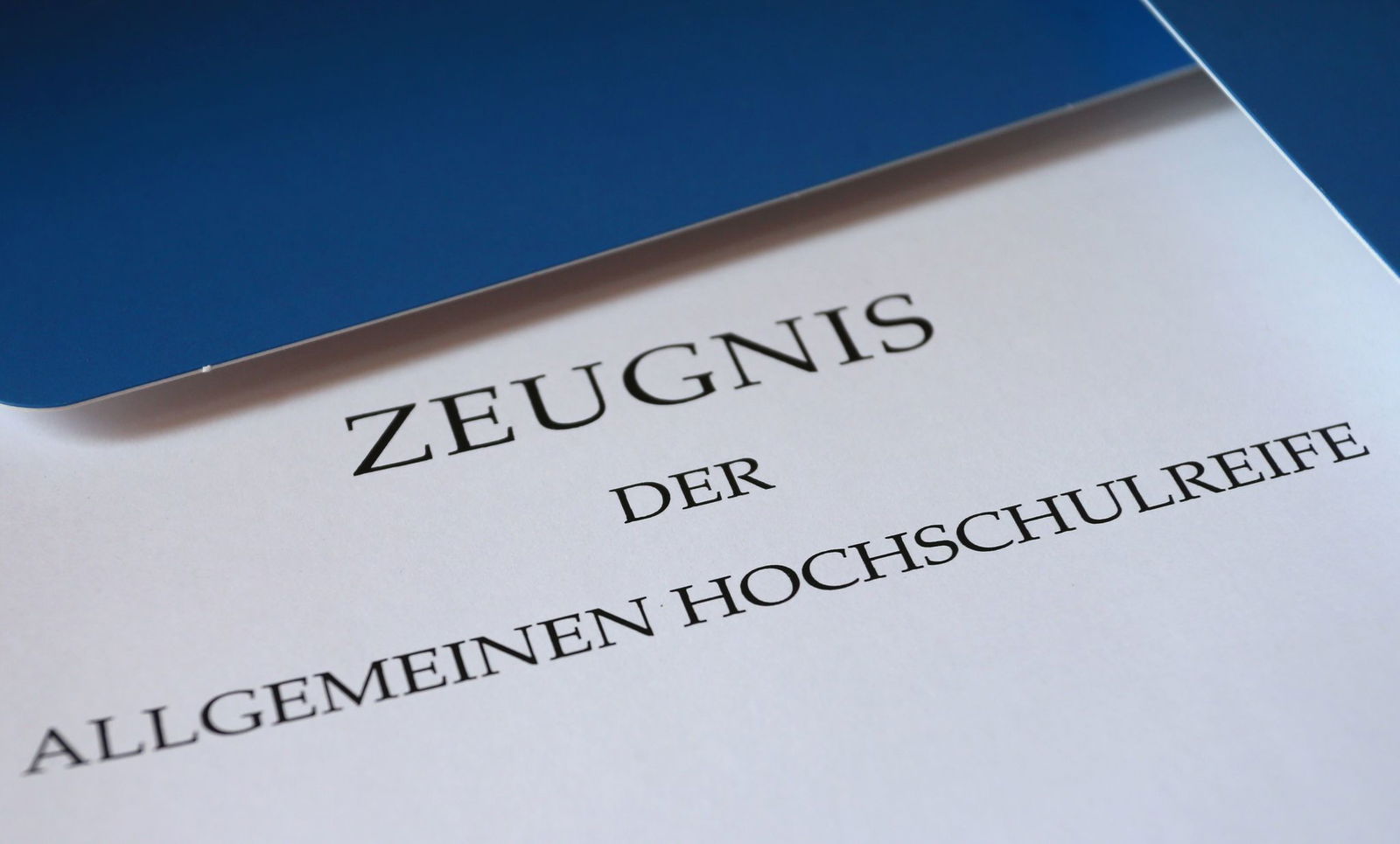 Der Anteil der Schulabgänger mit Abitur variiert je nach Landkreis. (Symbolbild)