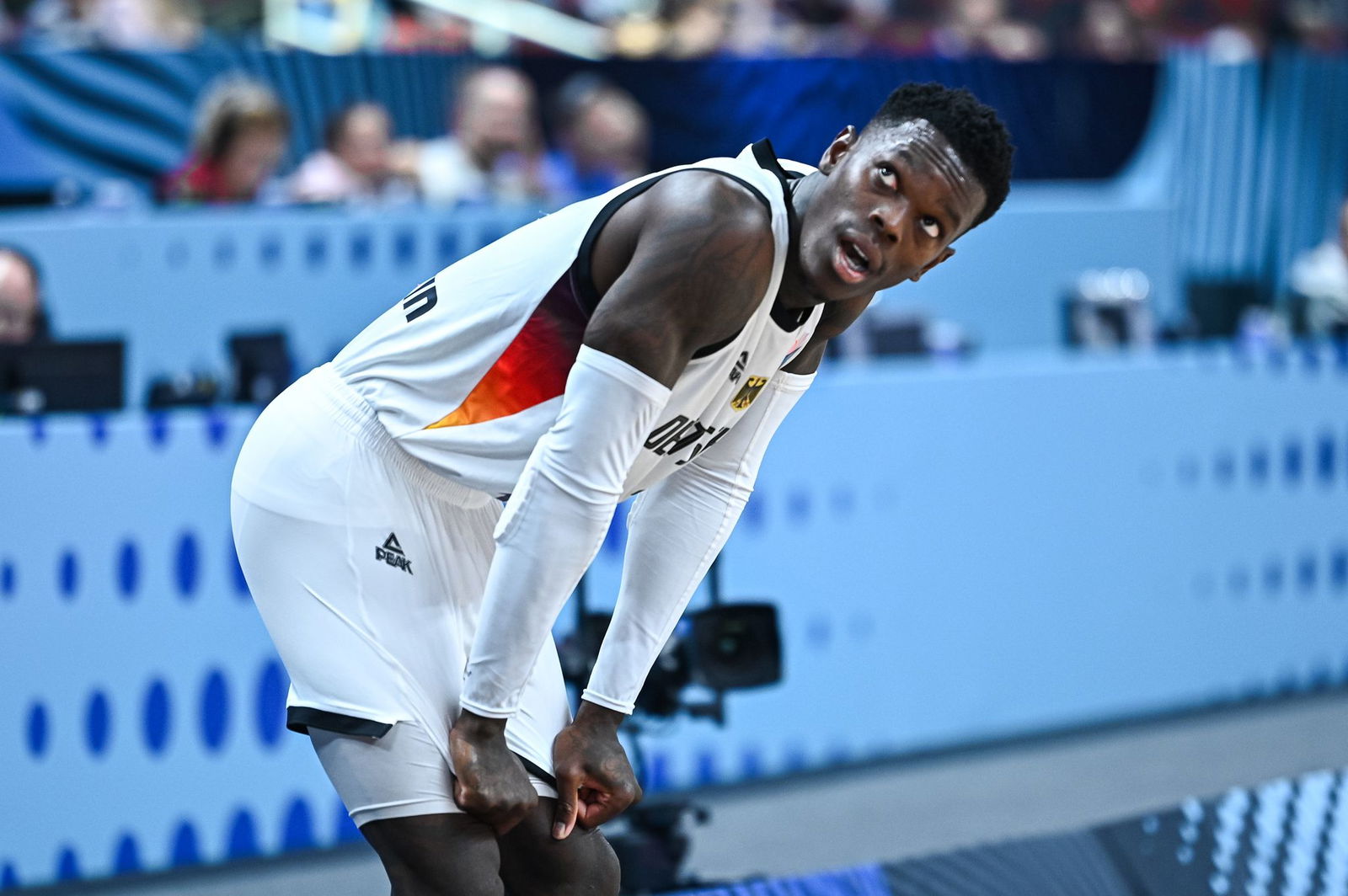 Das war knapp! Erst am Ende setzen sich Dennis Schröder und Co. deutlich gegen Portugal durch.
