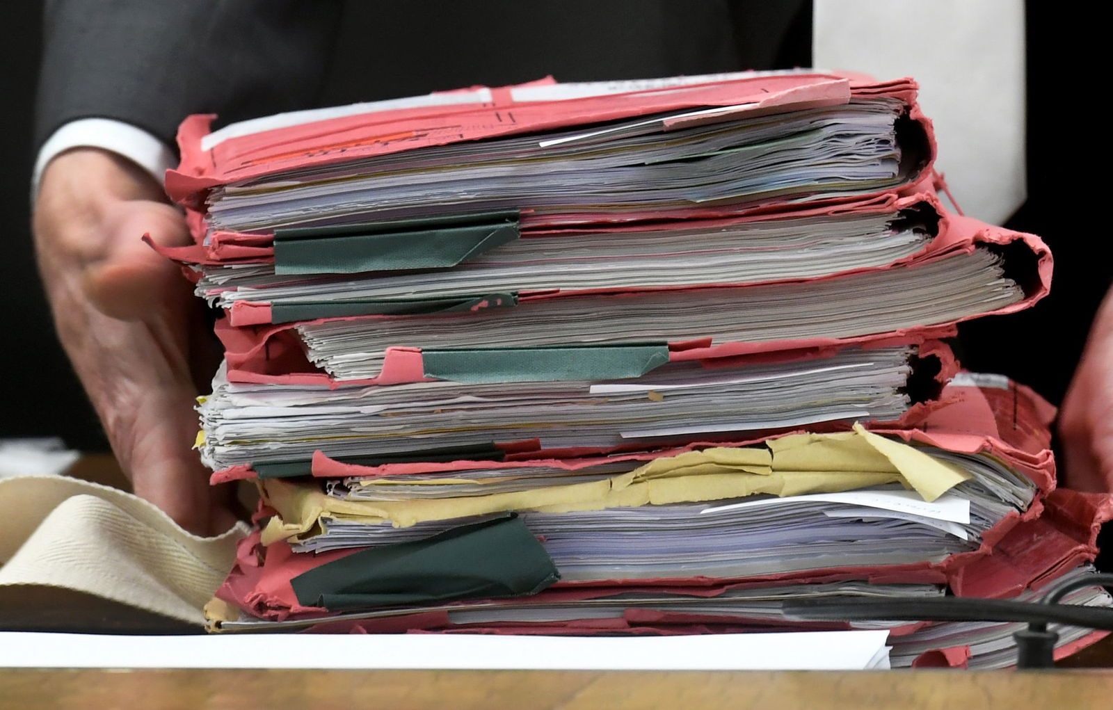 Die Bugwelle unerledigter Fälle bei den baden-württembergischen Staatsanwaltschaften ist etwas kleiner geworden.(Symbolbild)