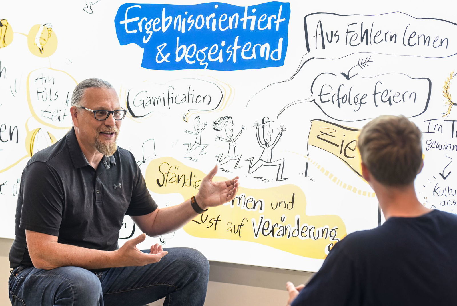 EnBW hat die Ausbildung laut Ausbildungsleiter Karsten Wagner in den letzten Jahren umgekrempelt.