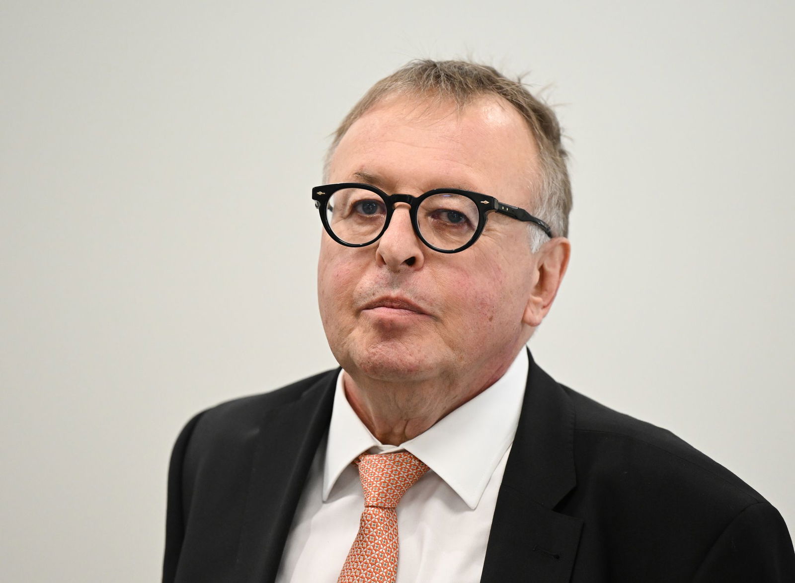 Die strafrechtlichen Ermittlungen gegen den damaligen Ahr-Landrat Jürgen Pföhler (CDU) wurden eingestellt. (Archivbild)