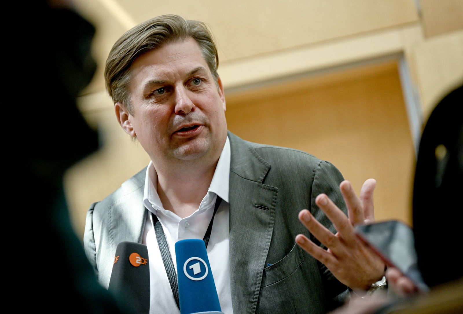 Der Bundestag hat Durchsuchungen beim AfD-Abgeordneten Krah genehmigt. (Archivbild)