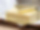 Für Butter müssen Verbraucher nun weniger bezahlen. (Symbolbild)
