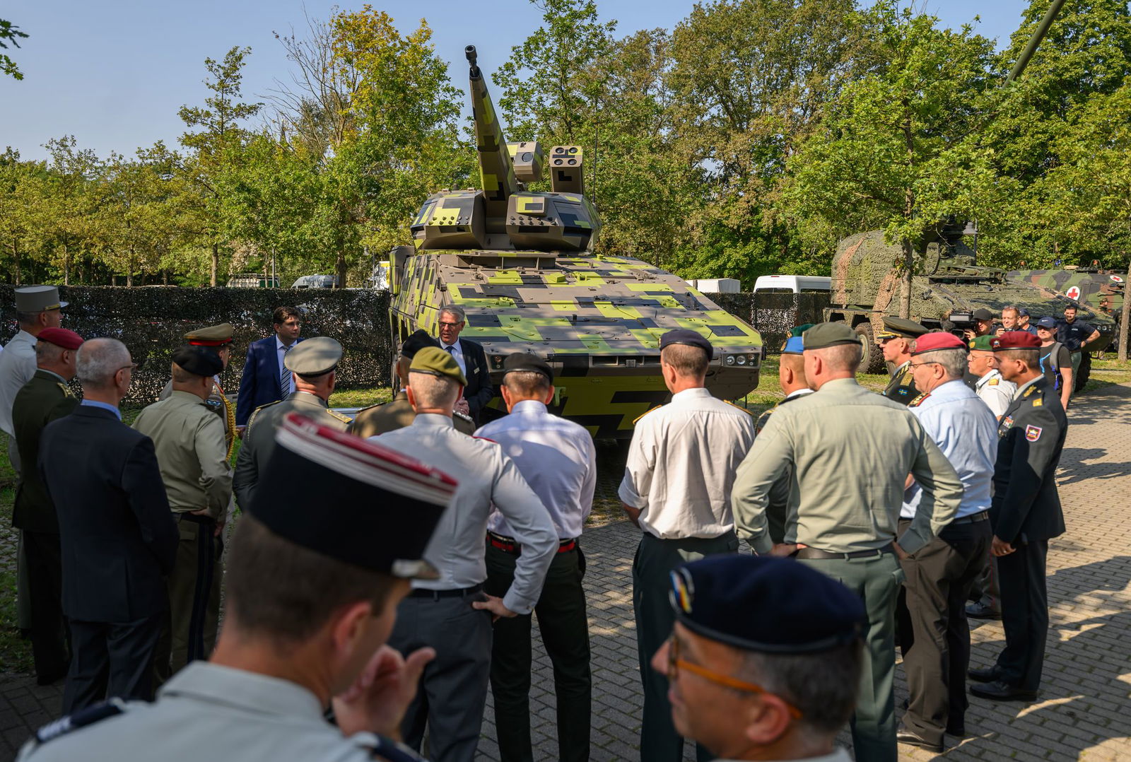 Ein Prototyp des Flugabwehrsystems Skyranger ist bei einem Treffen europäischer Oberbefehlshaber von Landstreitkräften ausgestellt. (Archivbild)
