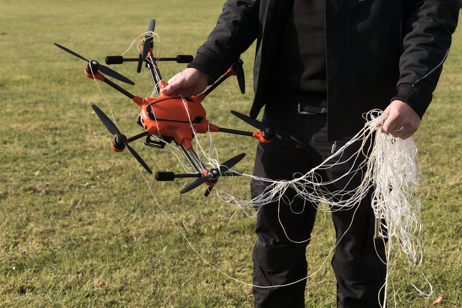 Technische Hilfsmittel zum Abfangen von Drohnen werden immer wichtiger für die Sicherheitsbehörden in Deutschland. 