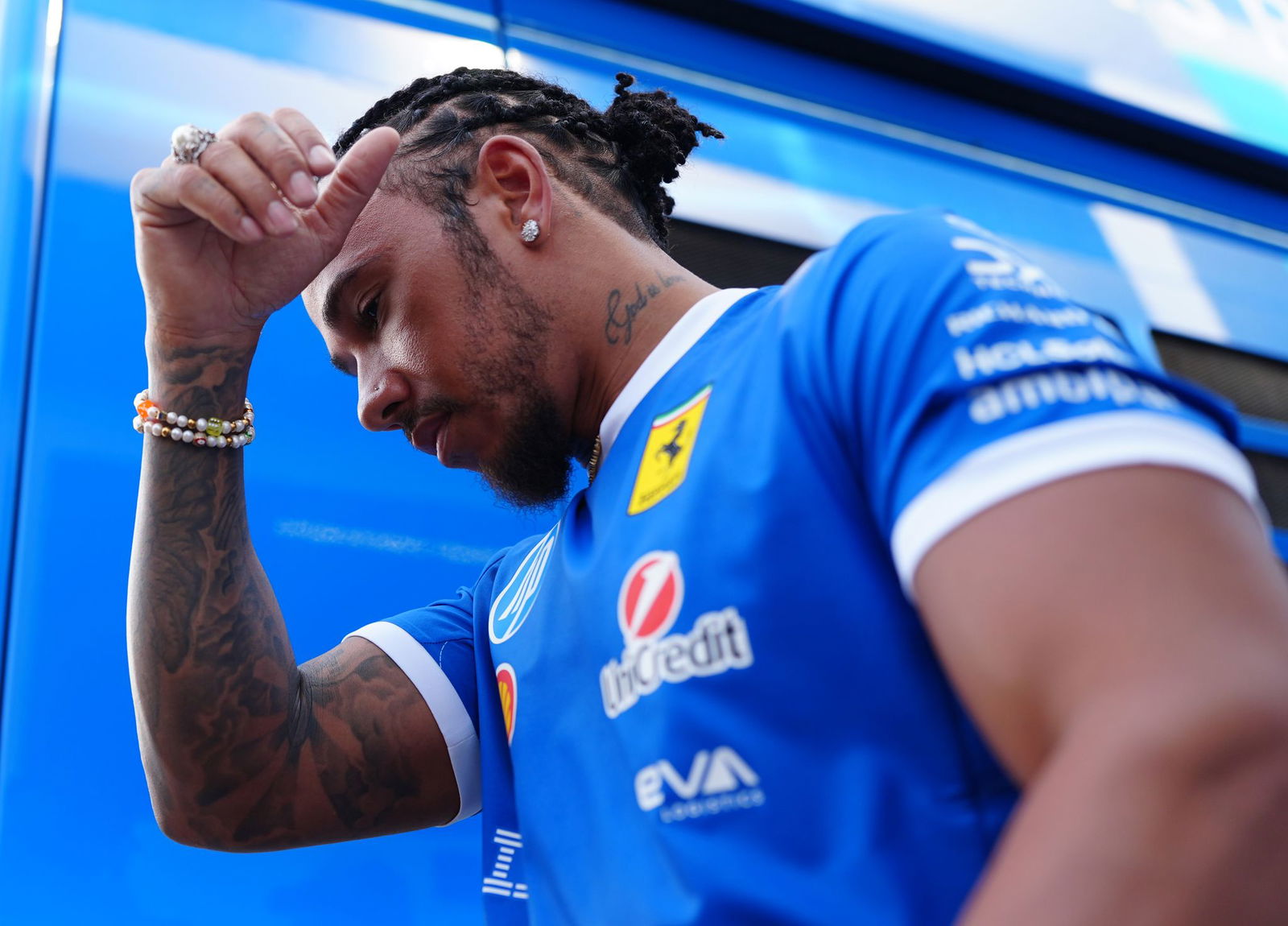 Immer wieder neue Rückschläge für den Rekordchampion Lewis Hamilton.