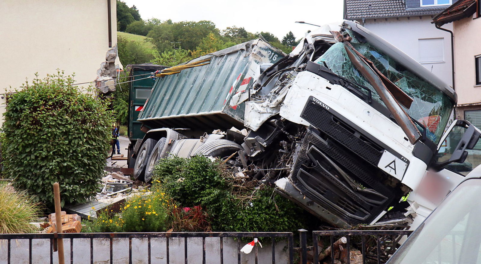 Bei dem Unfall wurde auch ein Kind verletzt.