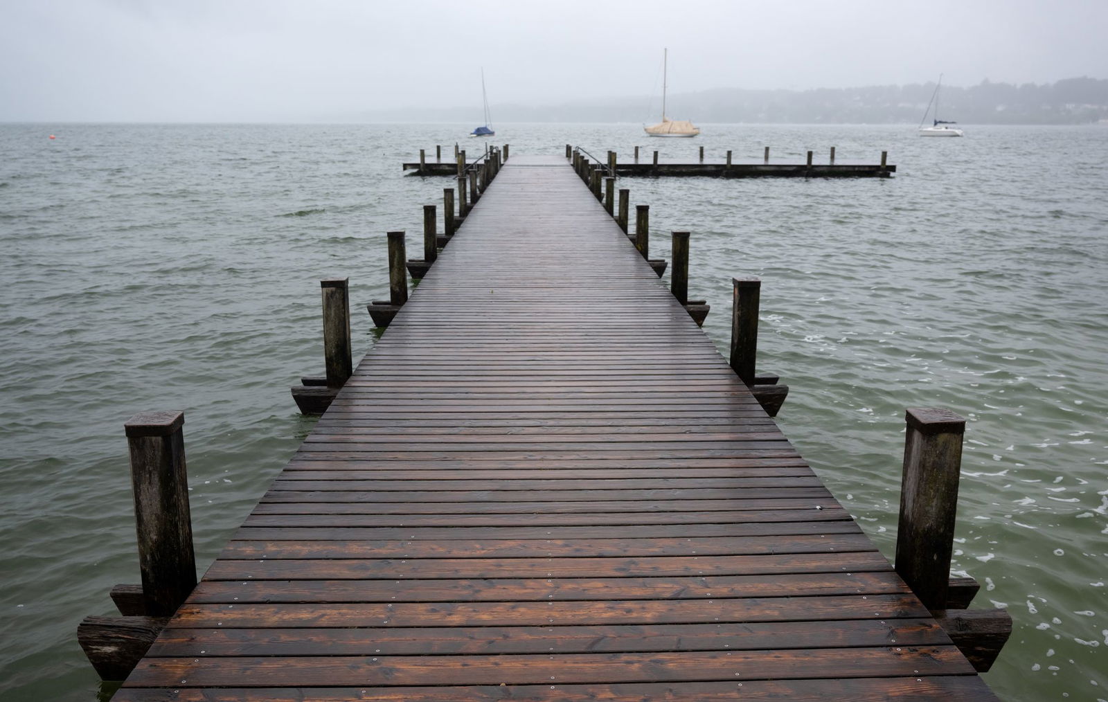 Der Senior kann nicht mehr wiederbelebt werden und stirbt am Unglücksort. (Symbolbild)