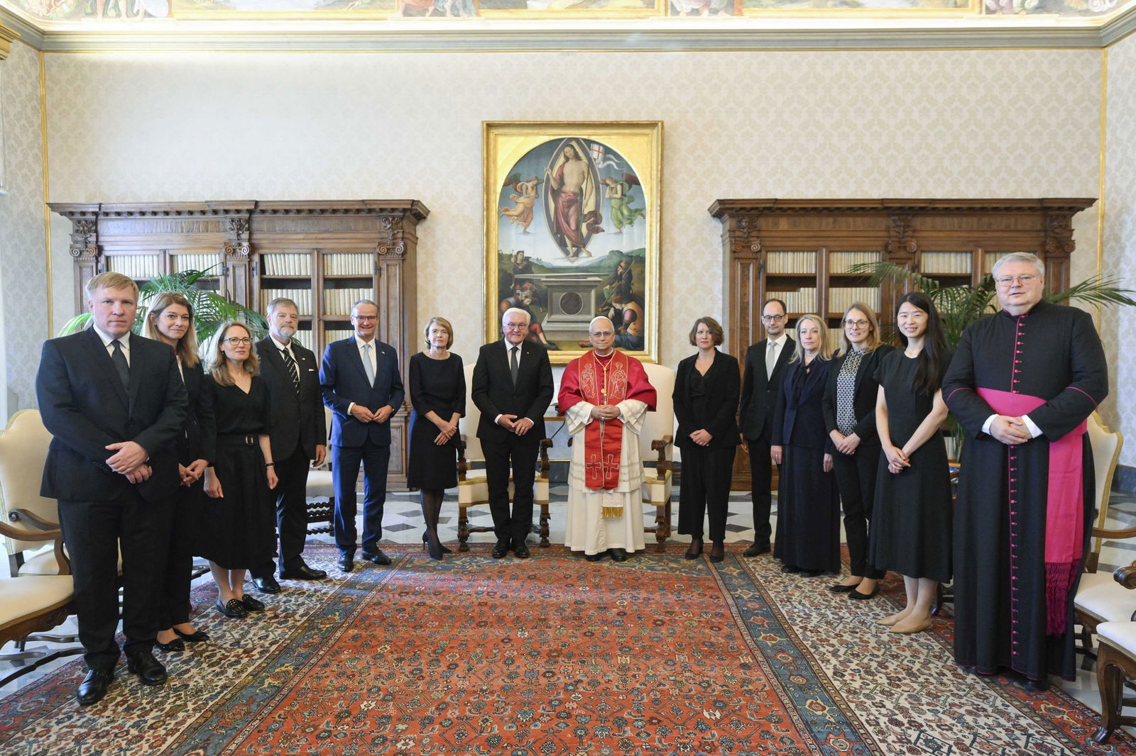 Steinmeier reiste mit seiner Ehefrau zum Pontifex. 