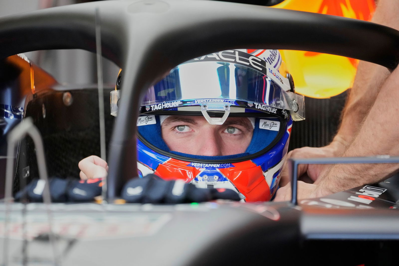 Der Weltmeister und sein Red Bull sind auch in Baku in guter Form. 