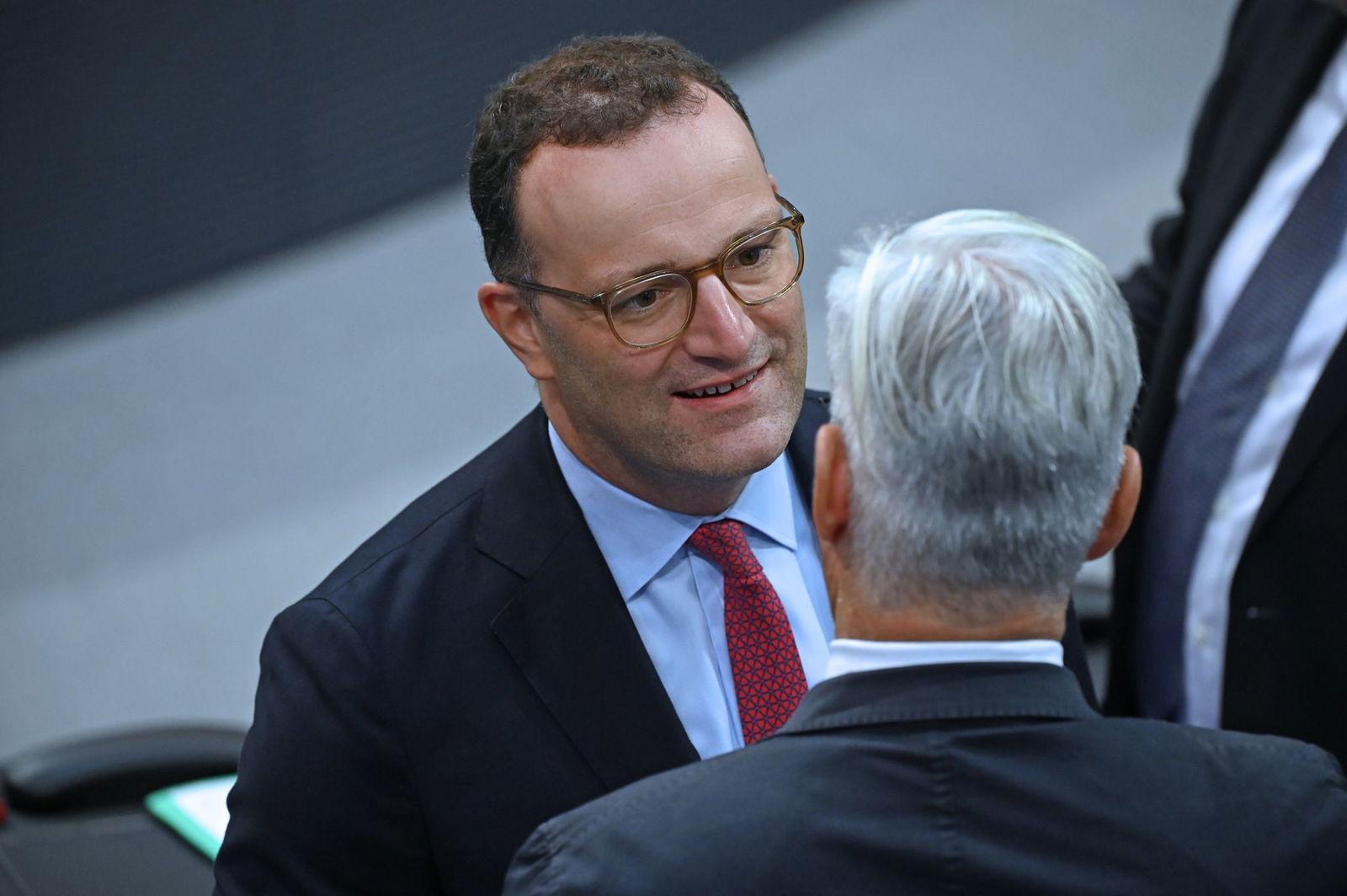 Unionsfraktionschef Spahn hat eine Debatte über die Vermögensverteilung angestoßen.