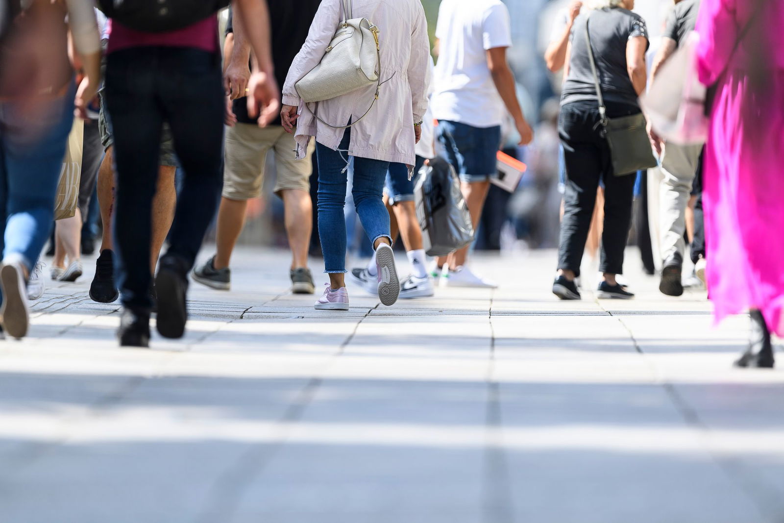 Die Gesamtbevölkerung Deutschlands war 2024 durchschnittlich 44,9 Jahre alt. (Symbolbild)