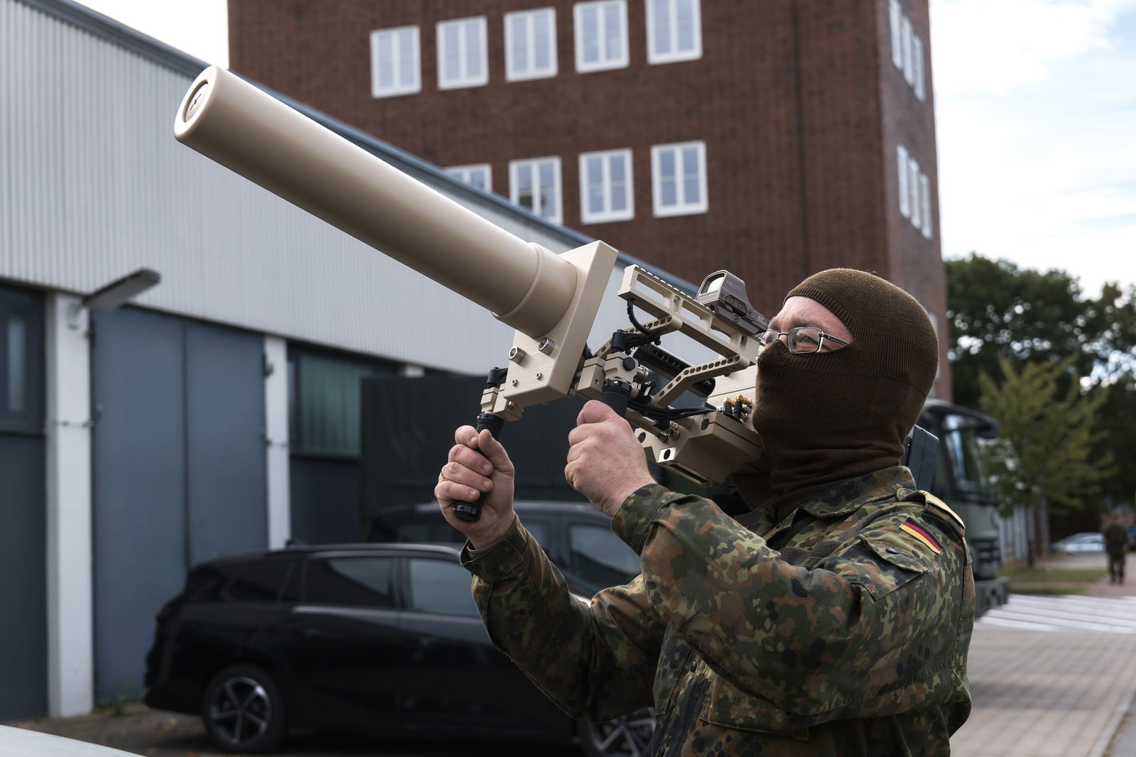 Zuletzt machten illegale Drohnenüberflüge etwa in Skandinavien häufiger Schlagzeilen - der Bund will nun die Rechtslage verschärfen. (Symbolbild)