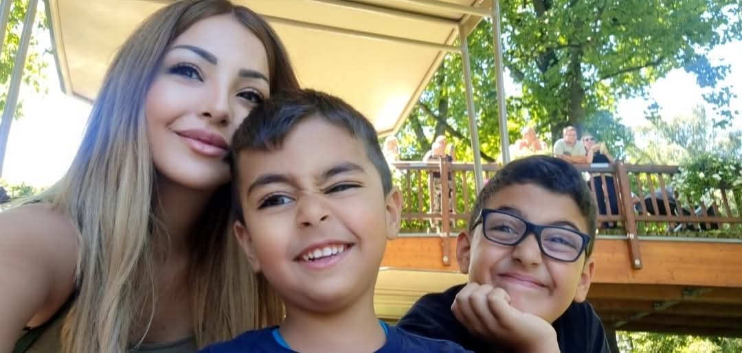 KuR Karim mit Mama Leyla und Bruder