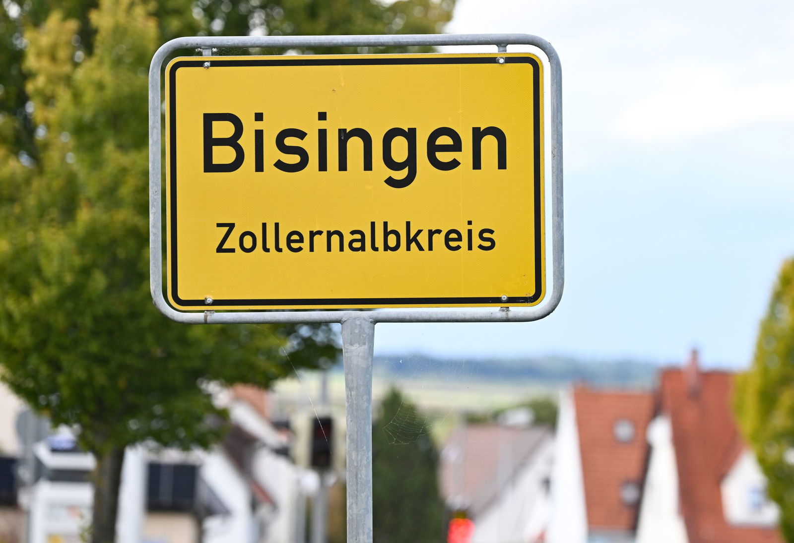 Nach dem Fund der beiden Leichen bleiben zahlreiche Fragen unbeantwortet. (Symbolfoto)