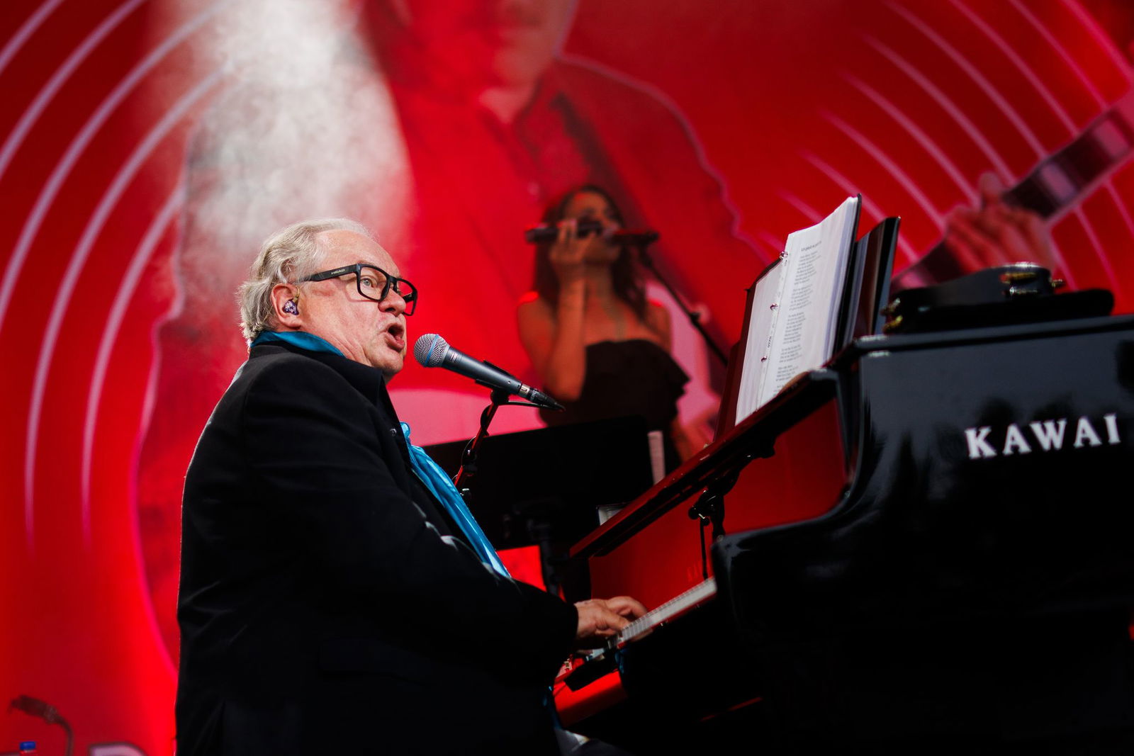 Heinz Rudolf Kunze singt bei dem Konzert in den Gärten der Welt. (Archivbild)