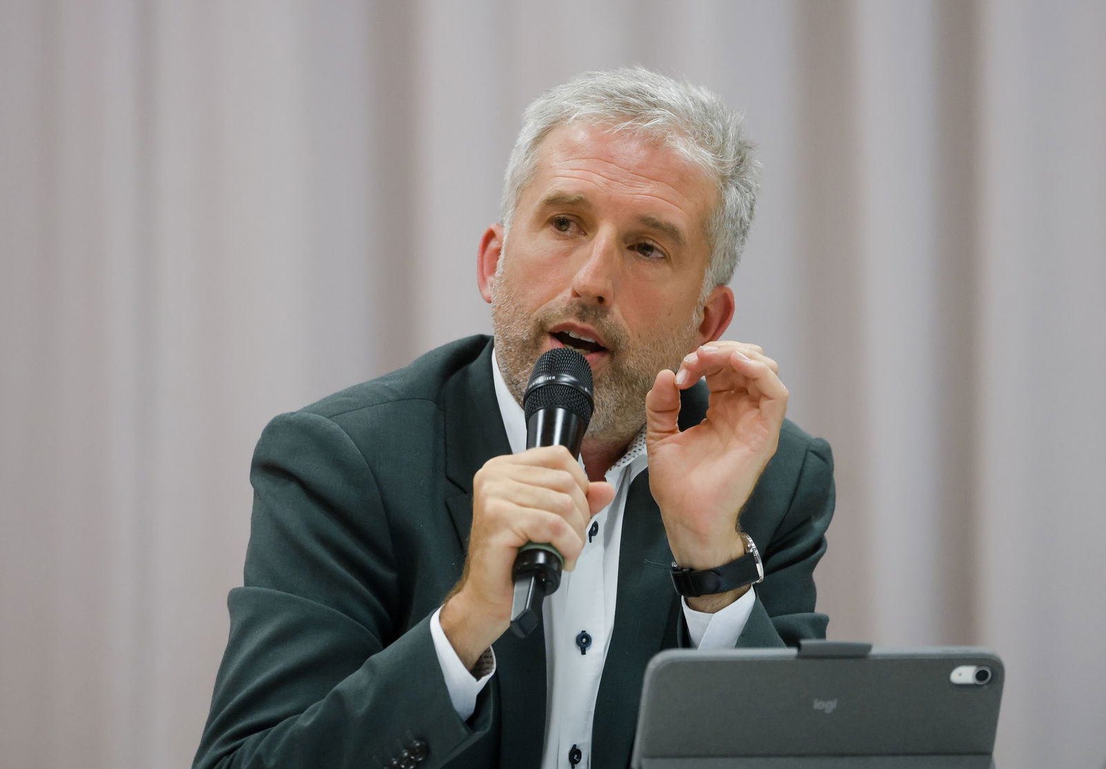 Boris Palmer versuchte, die Äußerungen seines Gegenübers zu kontern.