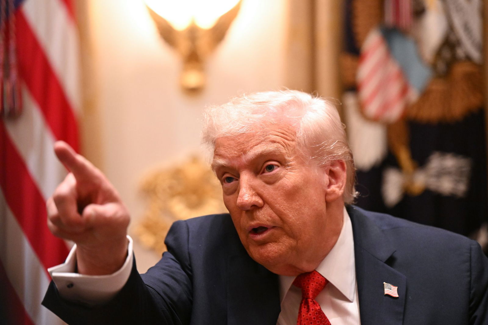 Trump geht von Rebellen innerhalb der Hamas aus. 