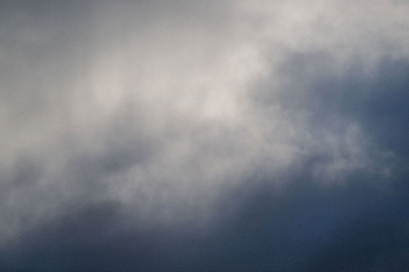 Meist sind in den nächsten Tagen Wolken am Himmel zu sehen. (Archivbild)