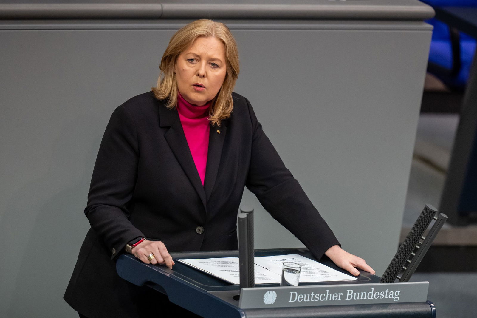 Bundesarbeitsministerin Bärbel Bas (SPD) verteidigt das Rentenpaket.
