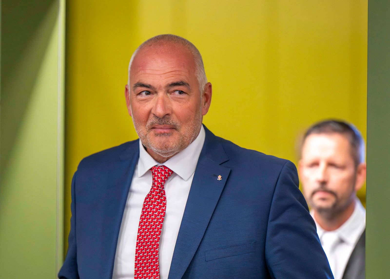 Steht erneut vor Gericht: der ehemalige CDU-Bundestagsabgeordnete Axel Fischer. (Archivbild)