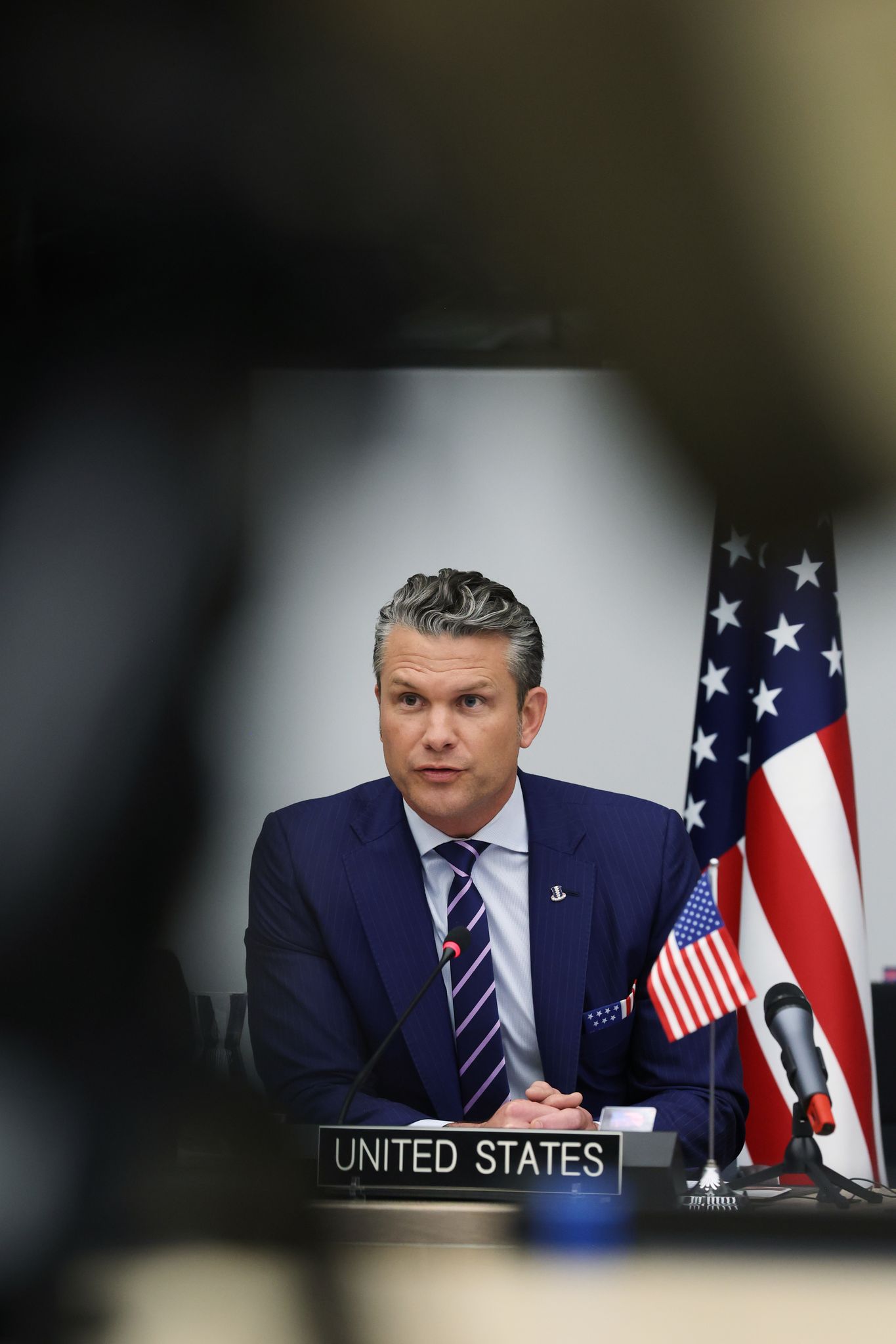 Nach seinem Treffen mit Amtskollegen aus anderen Ländern kam es laut Pentagon-Sprecher zu dem Vorfall in der Luft. 