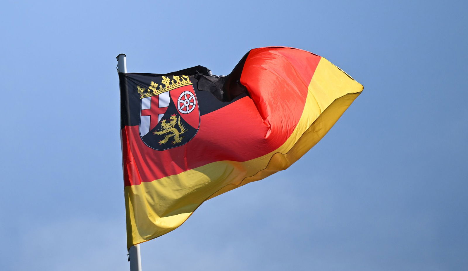 Die Verfassungstreue ist Voraussetzung für die Integrität einer funktionierenden Verwaltung und Grundpfeiler einer starken und wehrhaften Demokratie, heißt es in dem Gesetzentwurf. (Archivfoto)