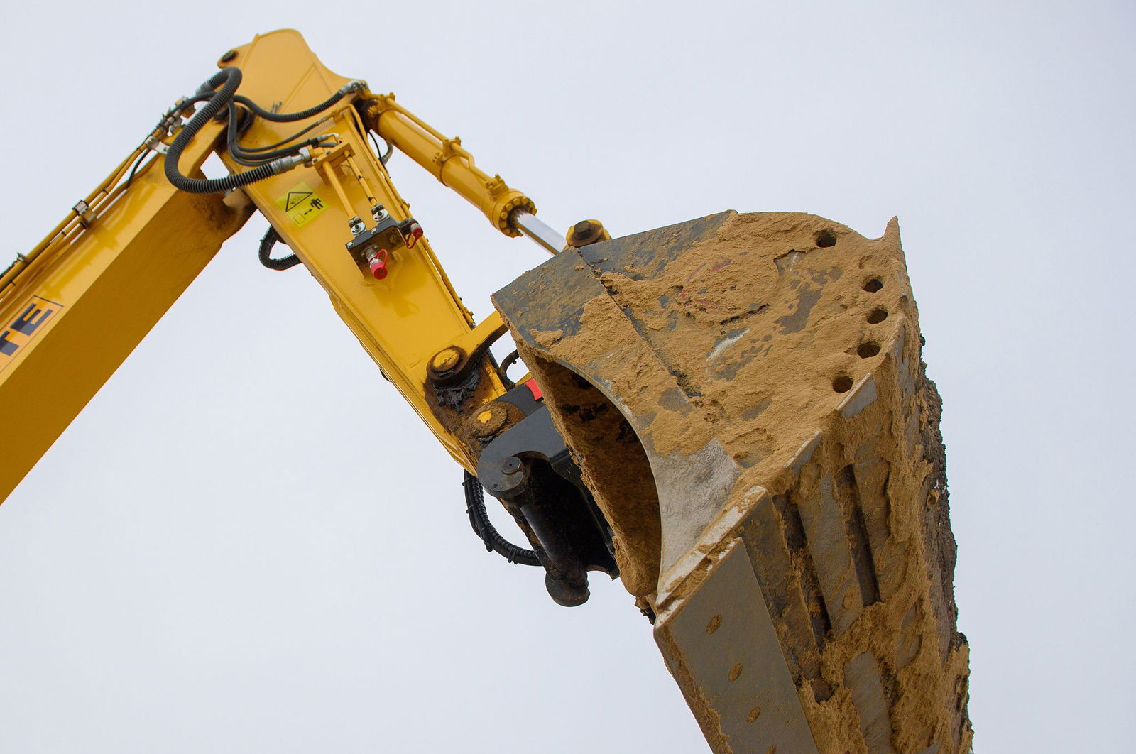Die Baggerschaufeln haben einen Wert von mehr als 50.000 Euro. (Symbolbild)