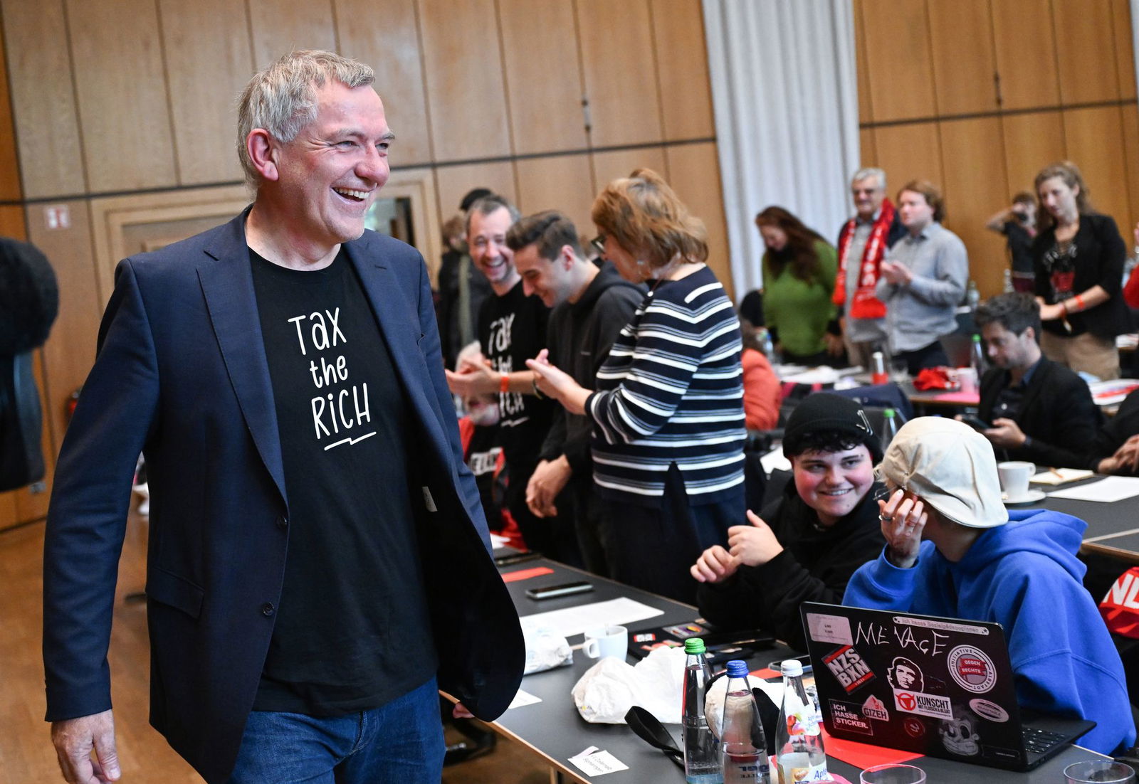 Jan van Aken war als Promigast beim Landesverband im Südwesten.