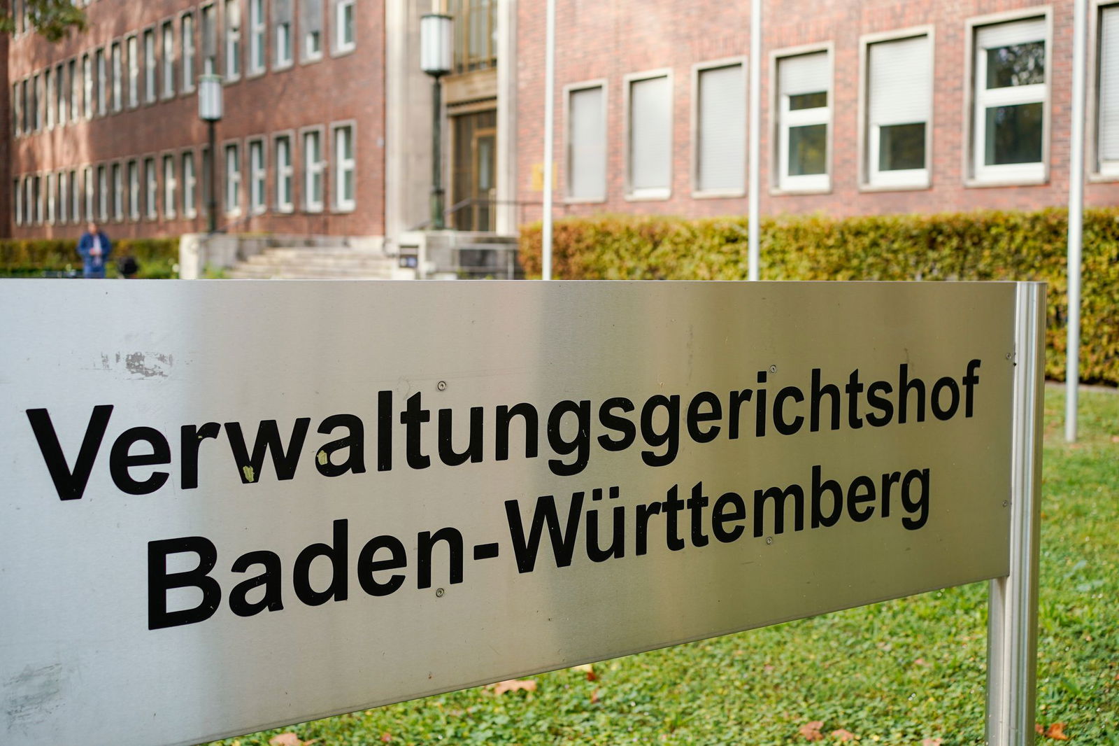 Der Verwaltungsgerichtshof Baden-Württemberg verhandelt in den kommenden Tagen über sechs Musterfälle zu geforderten Rückzahlungen von Corona-Soforthilfen. (Archivbild)