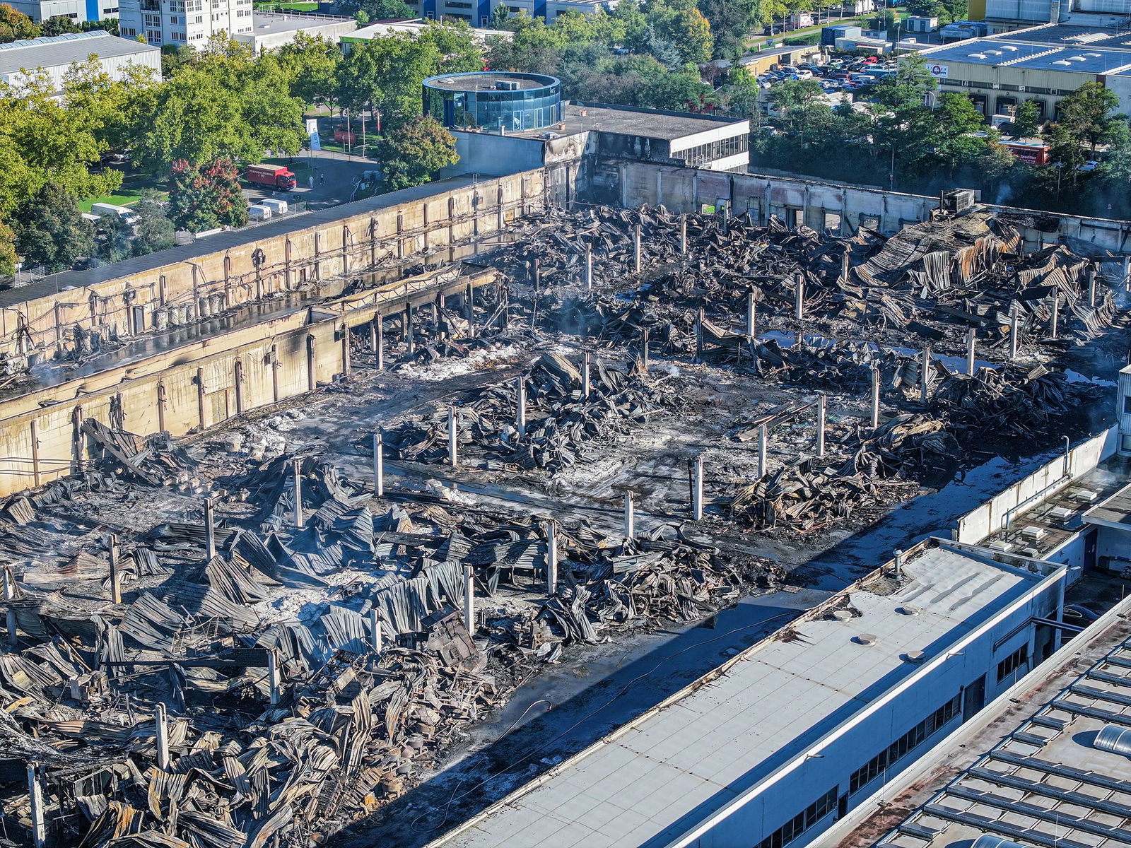 Bei dem Brand ist ein Millionenschaden entstanden. (Archivbild)