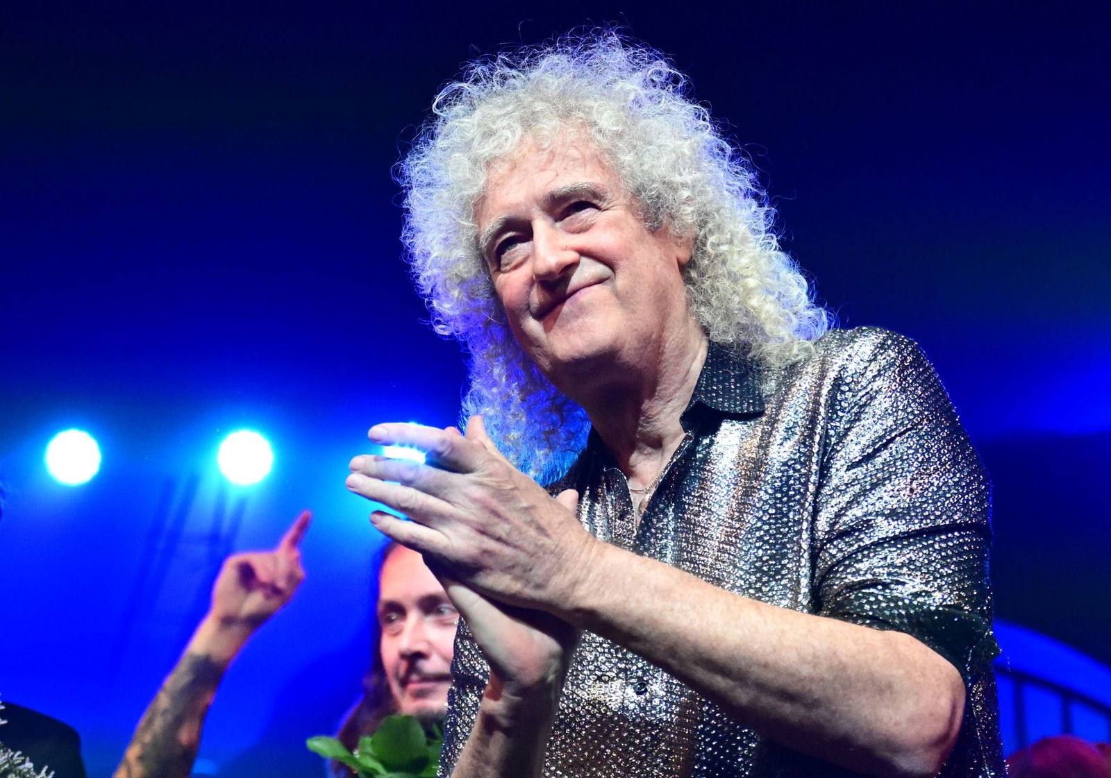 May ist ein Mann vieler Talente: So ist er beispielsweise Doktor der Astrophysik und Buchautor.