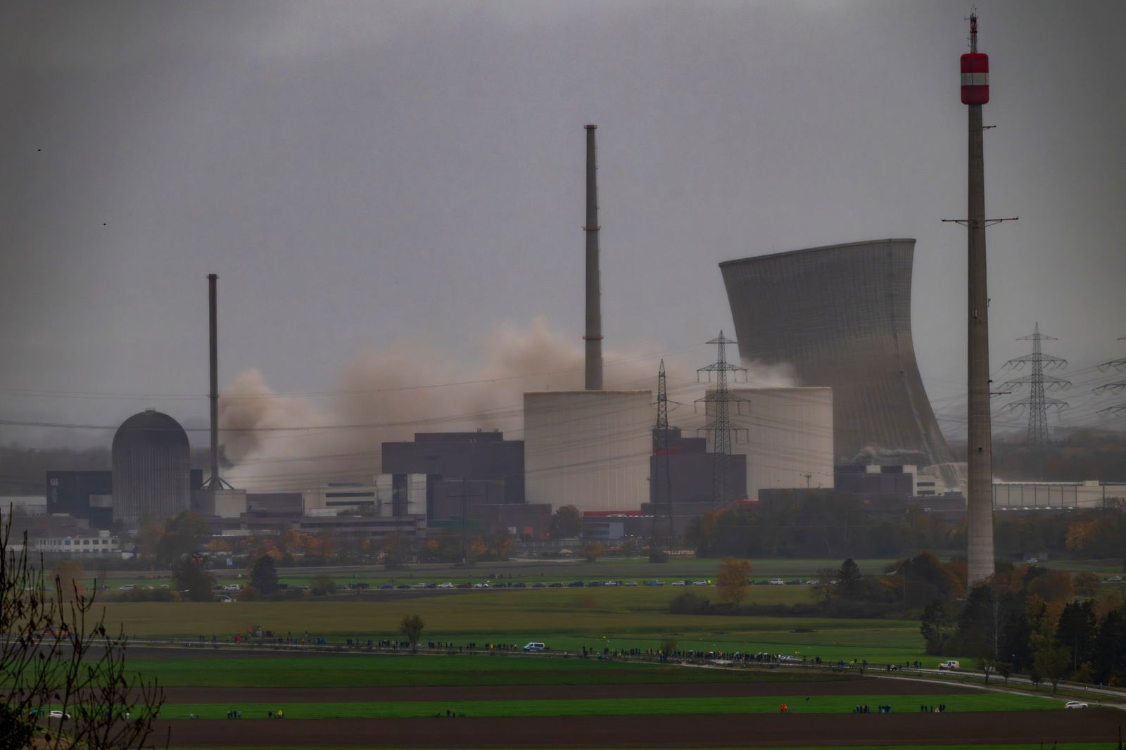 Erst fiel der linke Turm, dann der rechte.