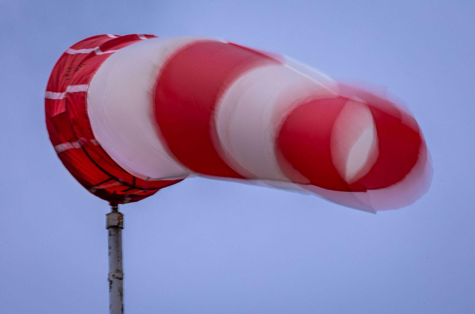 Der Deutsche Wetterdienst sagt heftige Stürme voraus. (Symbolfoto) 